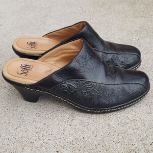 Sofft Womens Floral Embossed Black Leather Mules Clogs Size 7.5 Comfort